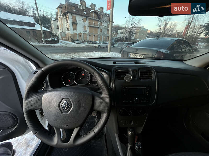 Седан Renault Logan 2016 в Харькове