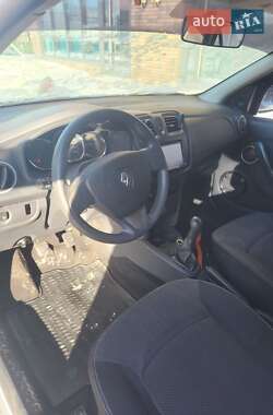 Седан Renault Logan 2013 в Киеве