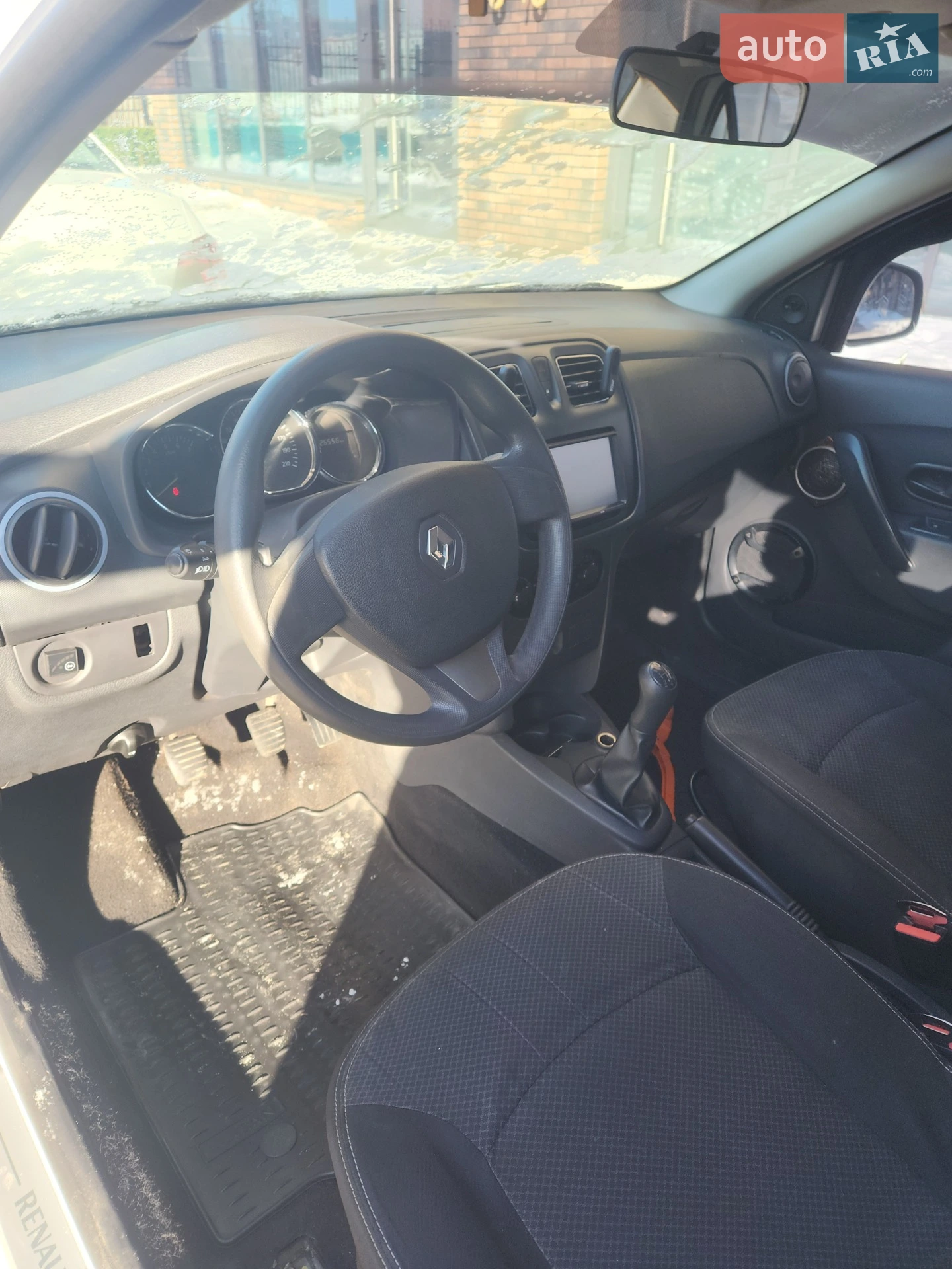 2013 Renault Logan - мініатюра 5