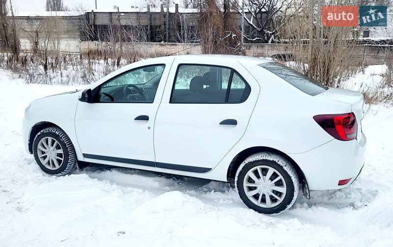 Седан Renault Logan 2020 в Киеве