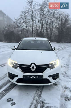 Седан Renault Logan 2016 в Кременчуці