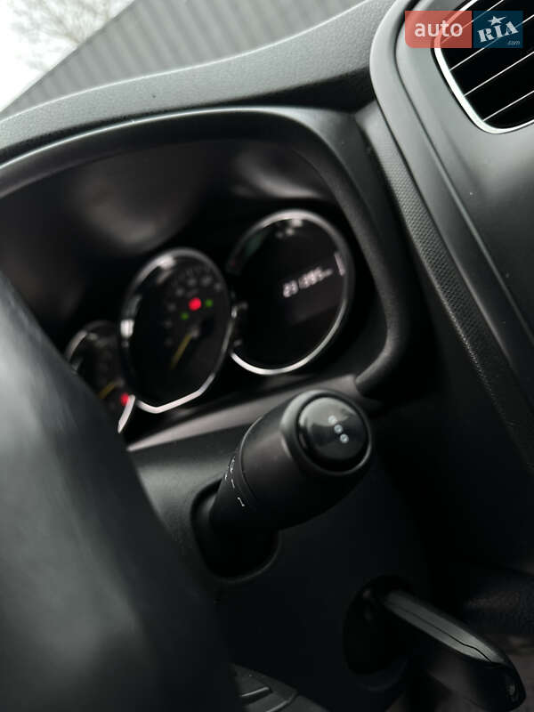 Седан Renault Logan 2016 в Дрогобичі