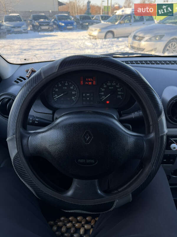 Универсал Renault Logan 2011 в Чернигове фото 22 Универсал Renault Logan 2011 в Чернигове