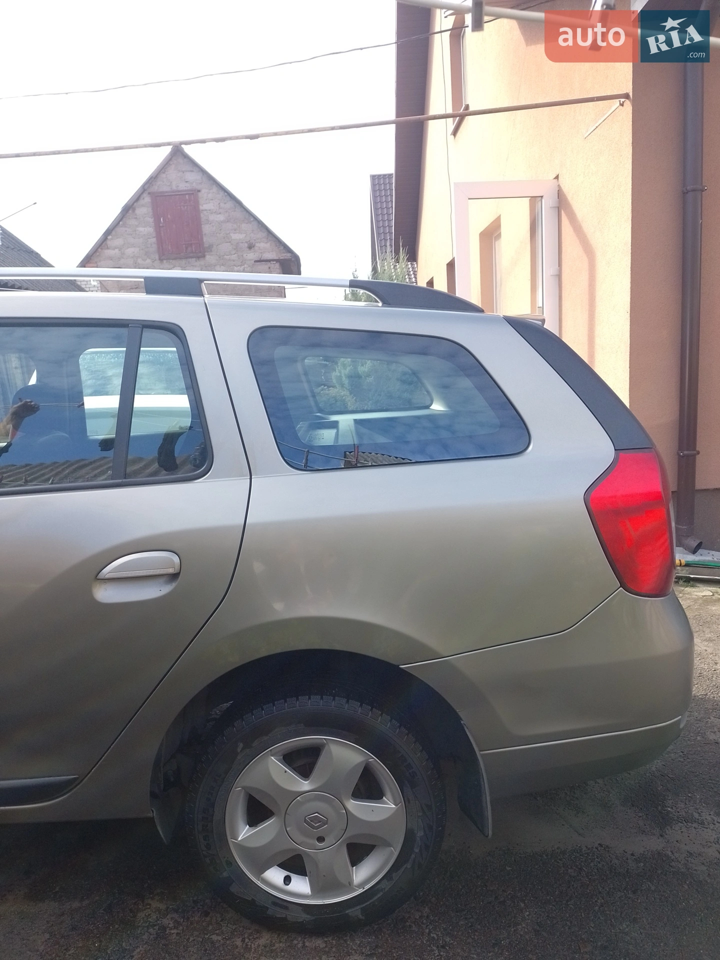 2014 Renault Logan - мініатюра 28