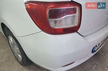 Седан Renault Logan 2016 в Львові