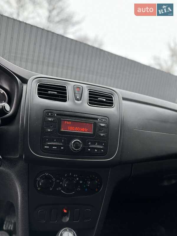 Седан Renault Logan 2016 в Дрогобыче