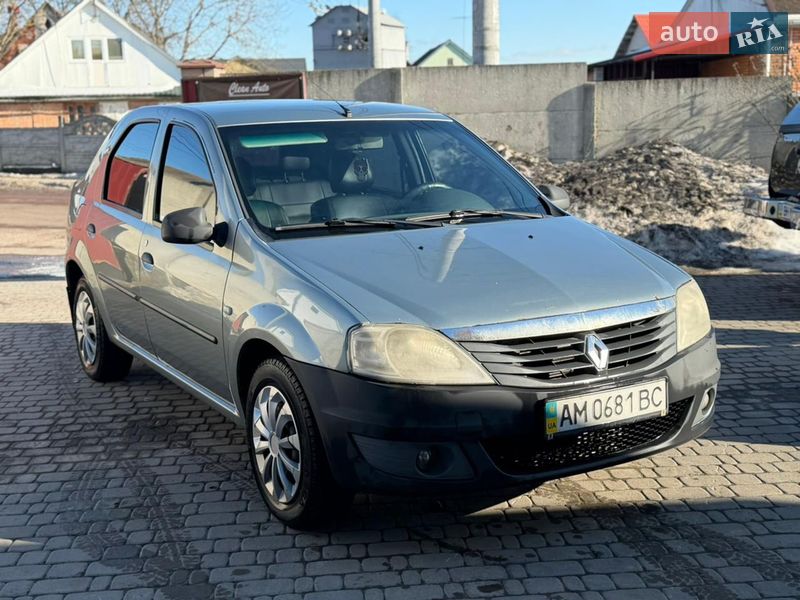 Седан Renault Logan 2010 в Житомире