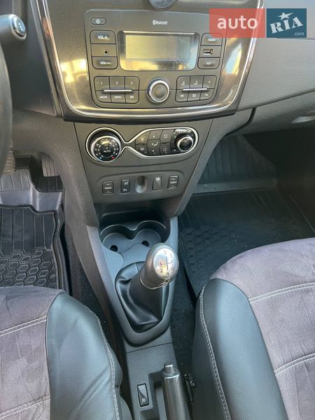 Седан Renault Logan 2019 в Луцке