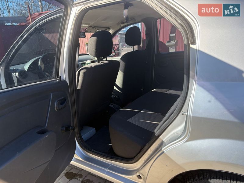 Седан Renault Logan 2009 в Николаеве