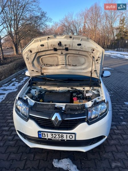 Седан Renault Logan 2015 в Миргороді