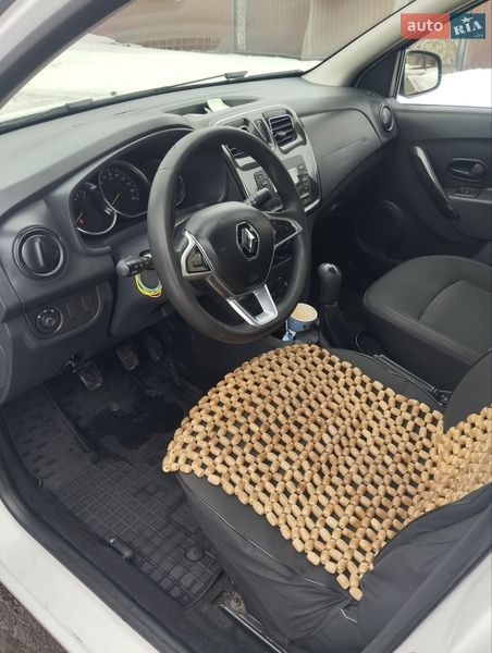 Седан Renault Logan 2019 в Бобровиці