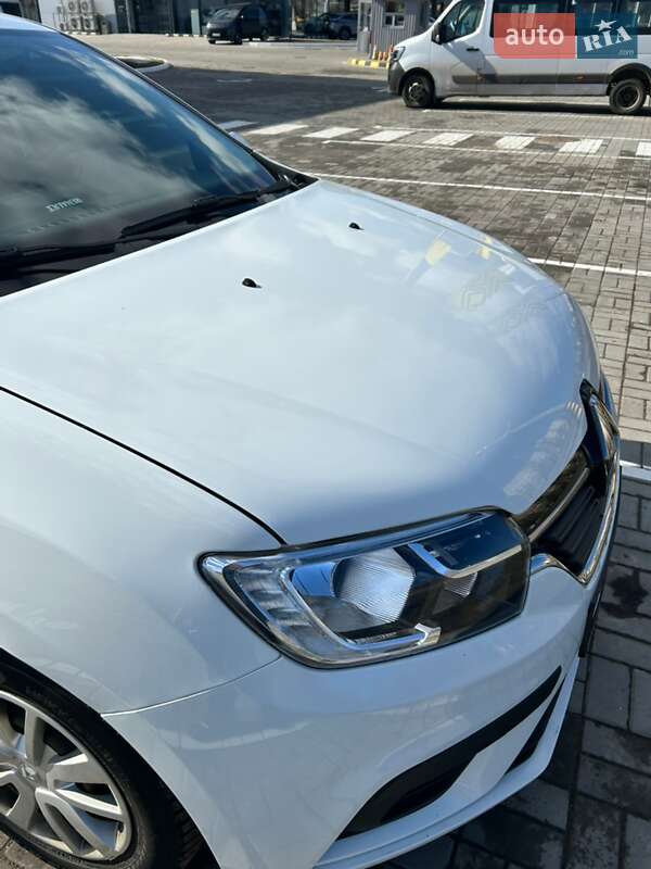 Седан Renault Logan 2021 в Черкасах