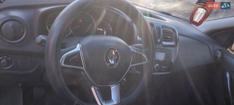 Седан Renault Logan 2018 в Ивано-Франковске