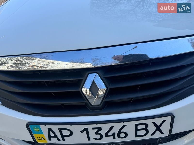 Седан Renault Logan 2010 в Запорожье