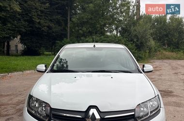 Седан Renault Logan 2013 в Львове