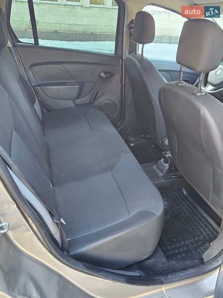 Универсал Renault Logan 2014 в Киеве