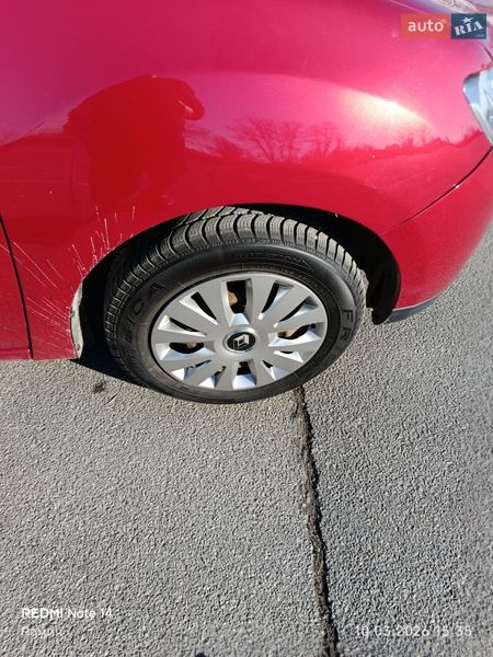 Седан Renault Logan 2013 в Києві