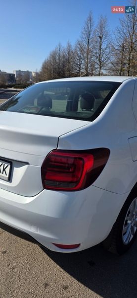 Седан Renault Logan 2021 в Умани