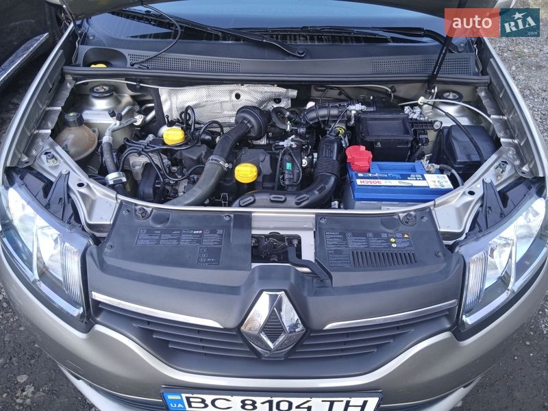 Седан Renault Logan 2013 в Львове