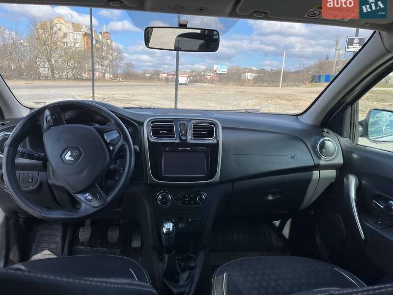 Универсал Renault Logan 2016 в Дубно
