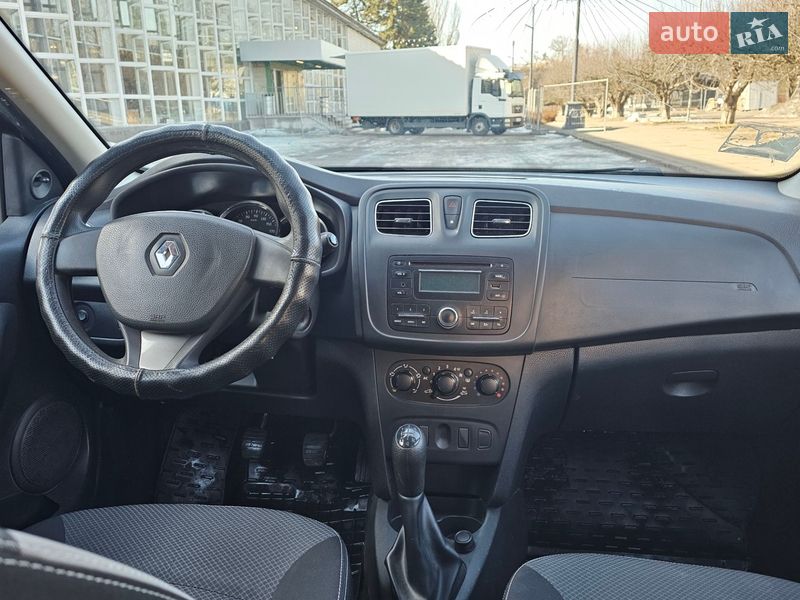 Универсал Renault Logan 2014 в Киеве фото 18 Универсал Renault Logan 2014 в Киеве