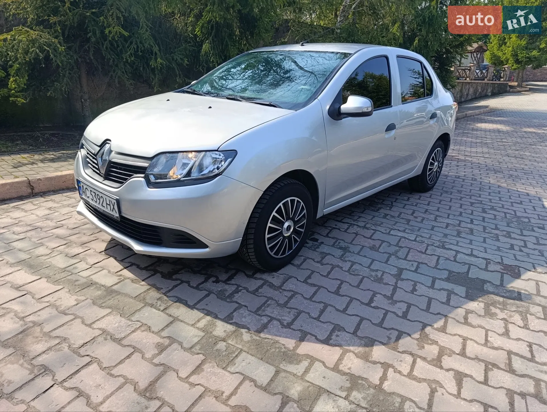 2016 Renault Logan - мініатюра 2