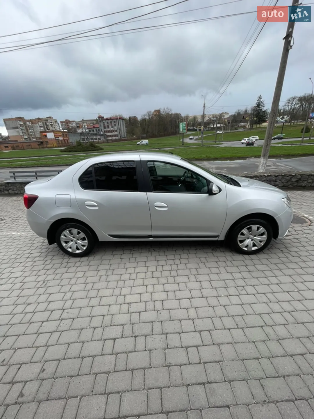 2017 Renault Logan - мініатюра 5