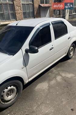 Седан Renault Logan 2011 в Киеве