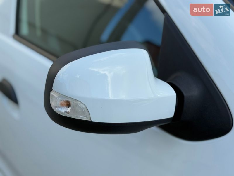 Седан Renault Logan 2013 в Вінниці