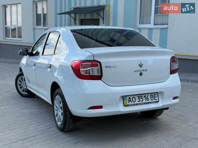 Седан Renault Logan 2013 в Вінниці