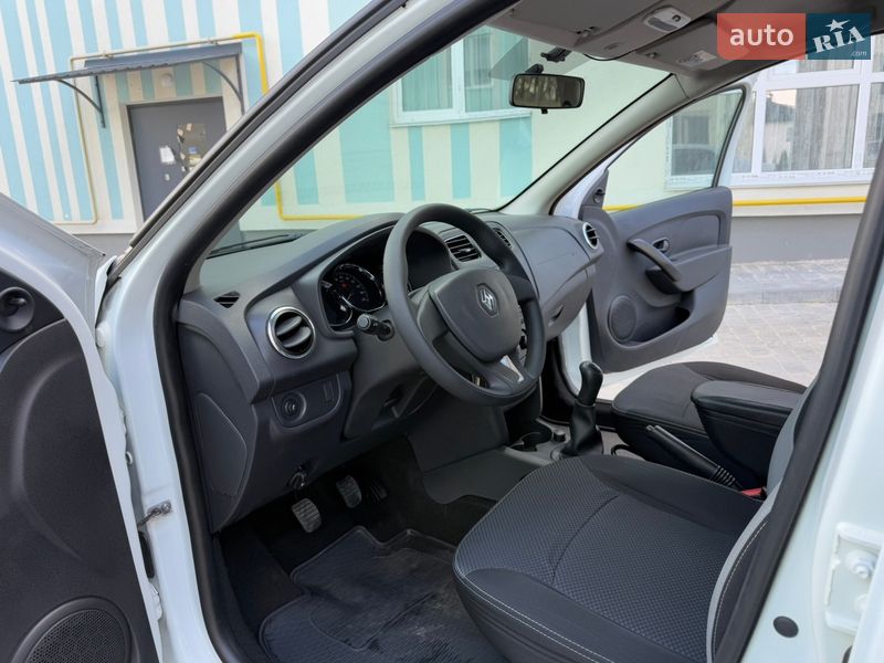 Седан Renault Logan 2013 в Вінниці