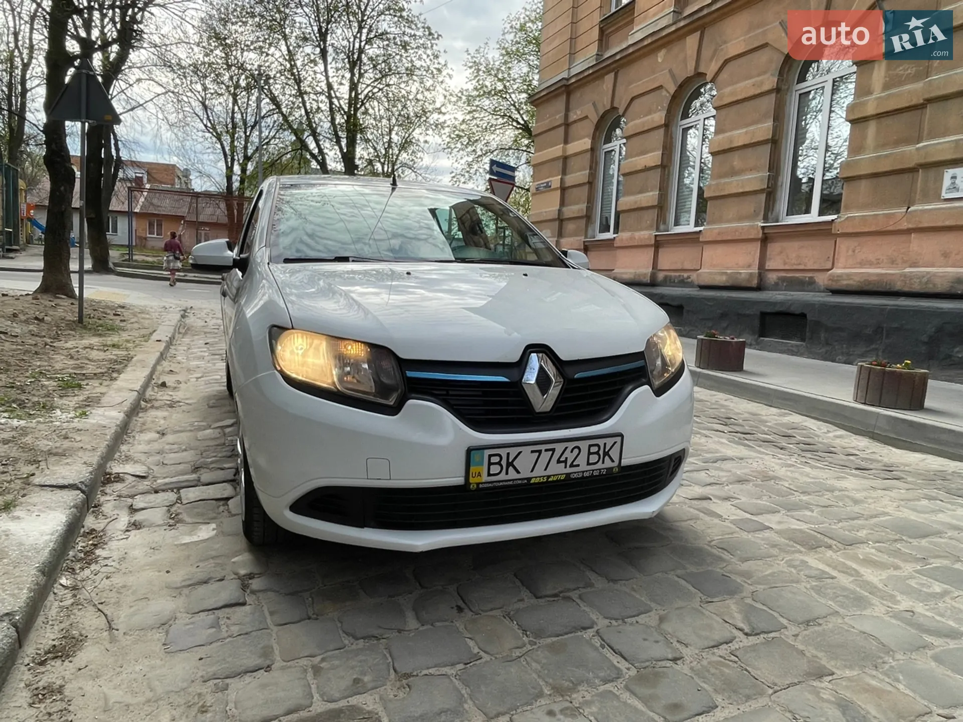 2013 Renault Logan - мініатюра 8