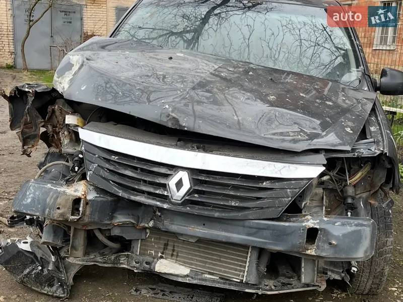 Renault Logan 2010