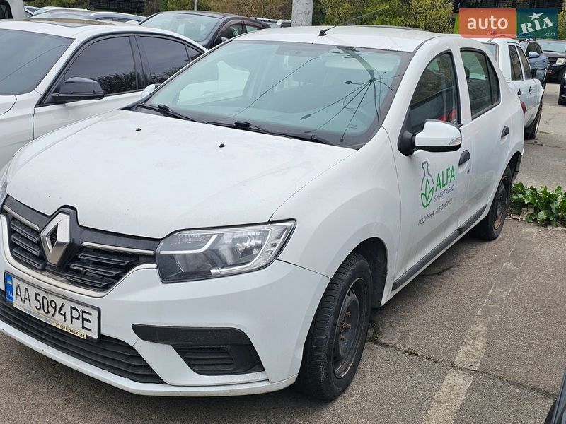 Renault Logan 2016