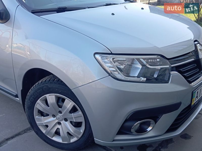 Renault Logan 2021