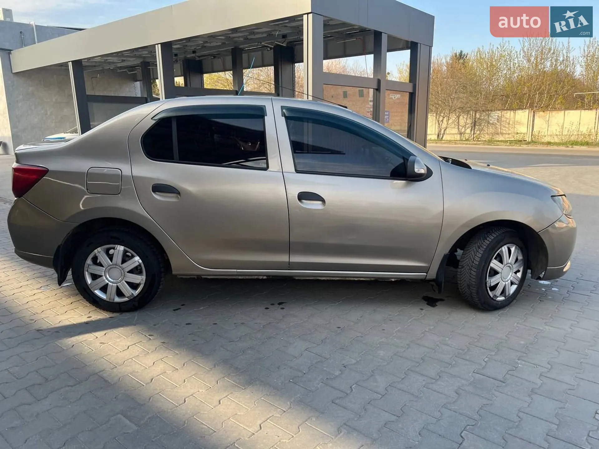 2013 Renault Logan - мініатюра 6