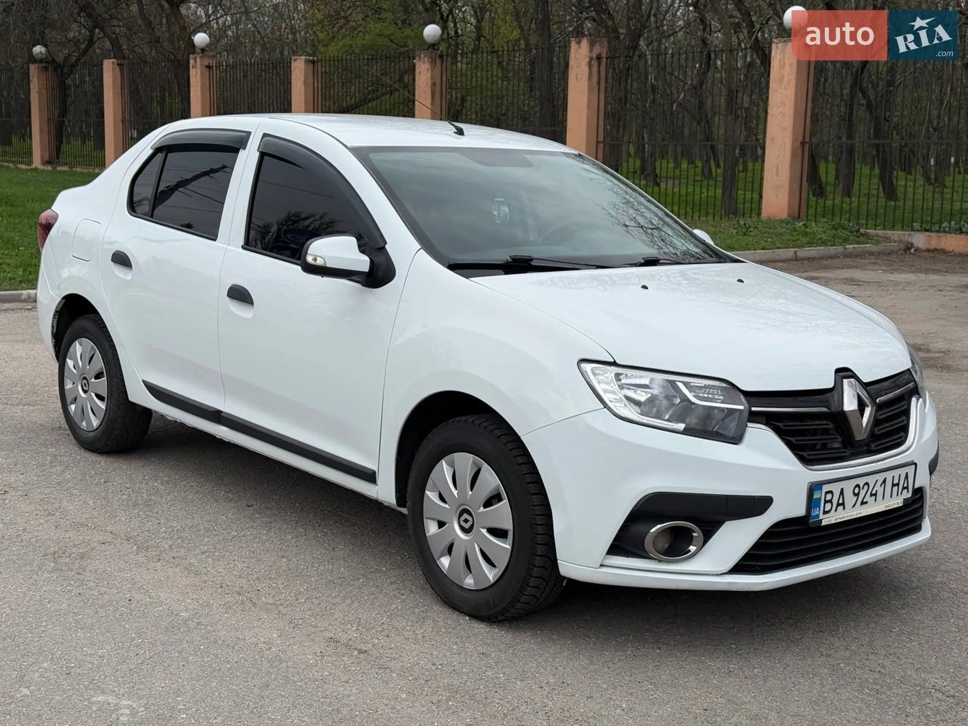 2020 Renault Logan - мініатюра 7