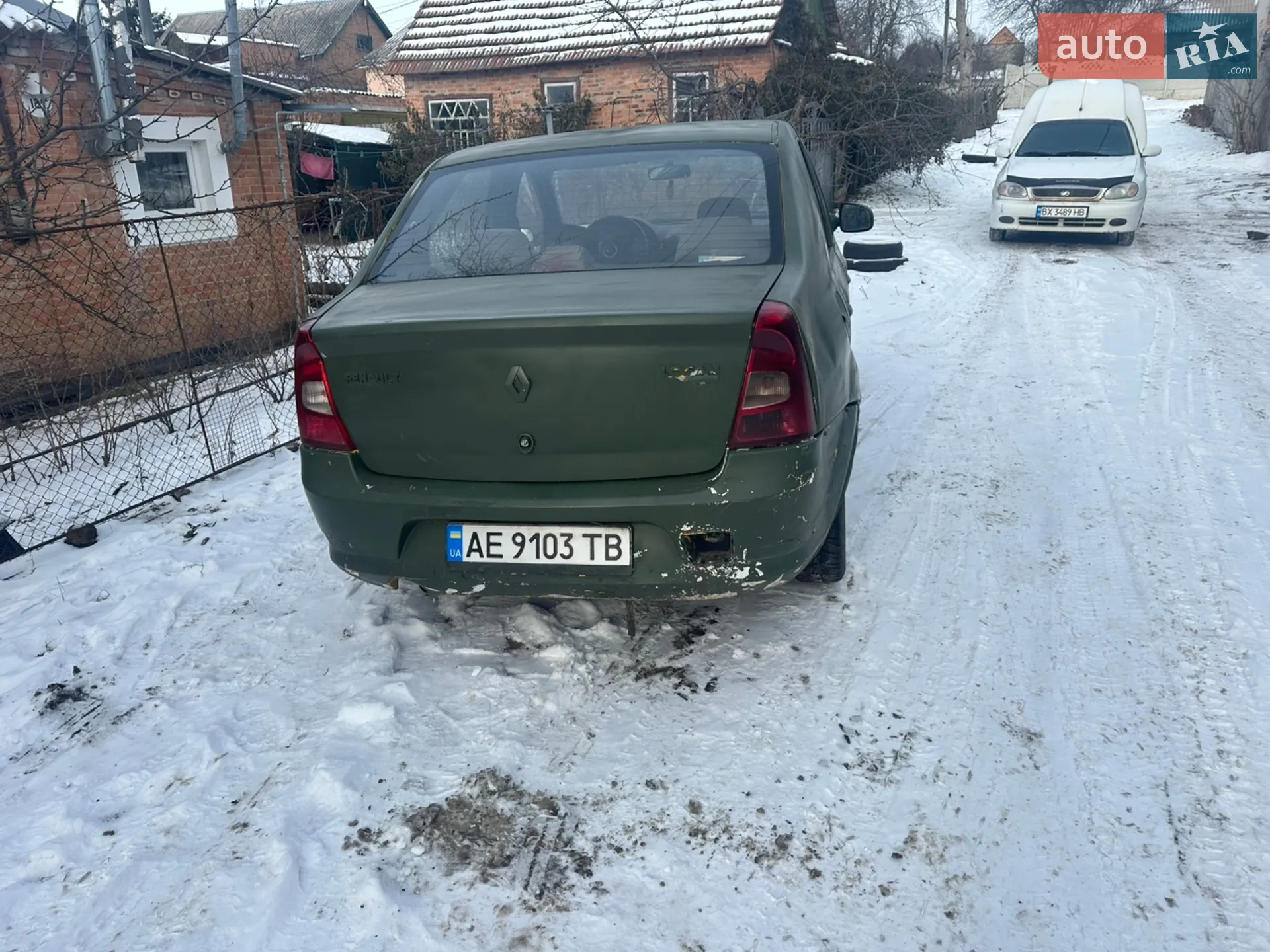 2010 Renault Logan - мініатюра 2