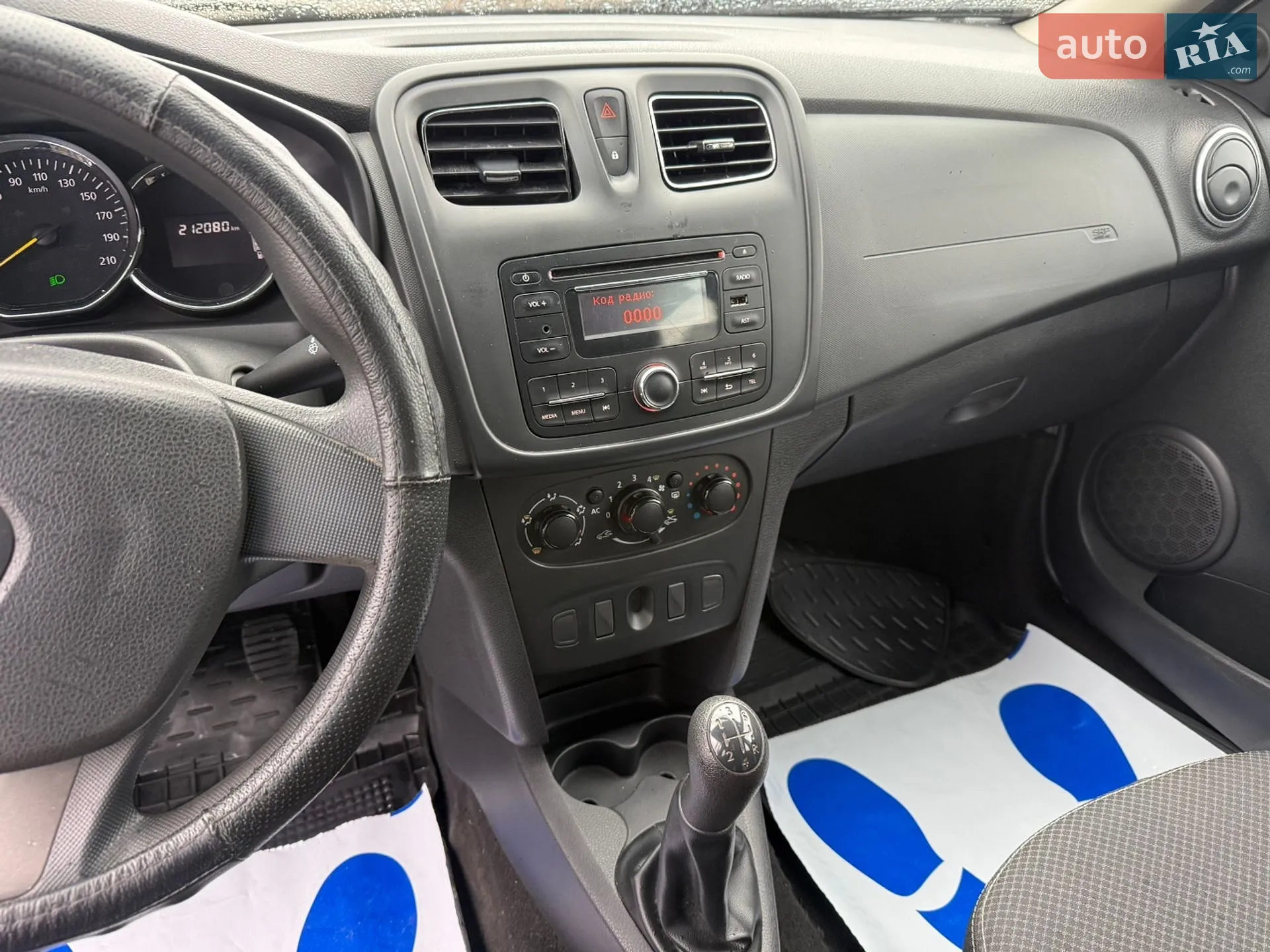 2014 Renault Logan - мініатюра 32