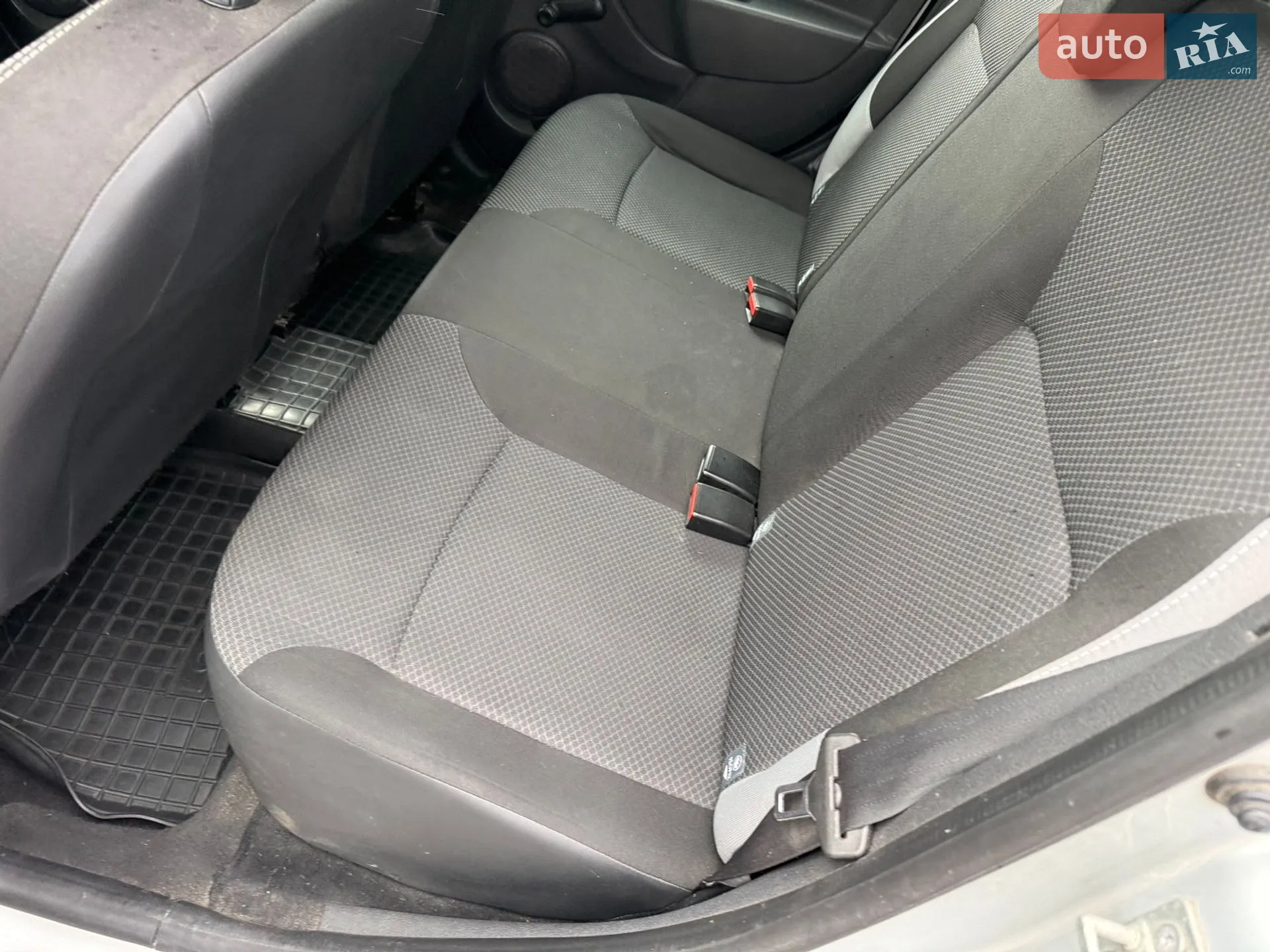 2014 Renault Logan - мініатюра 37