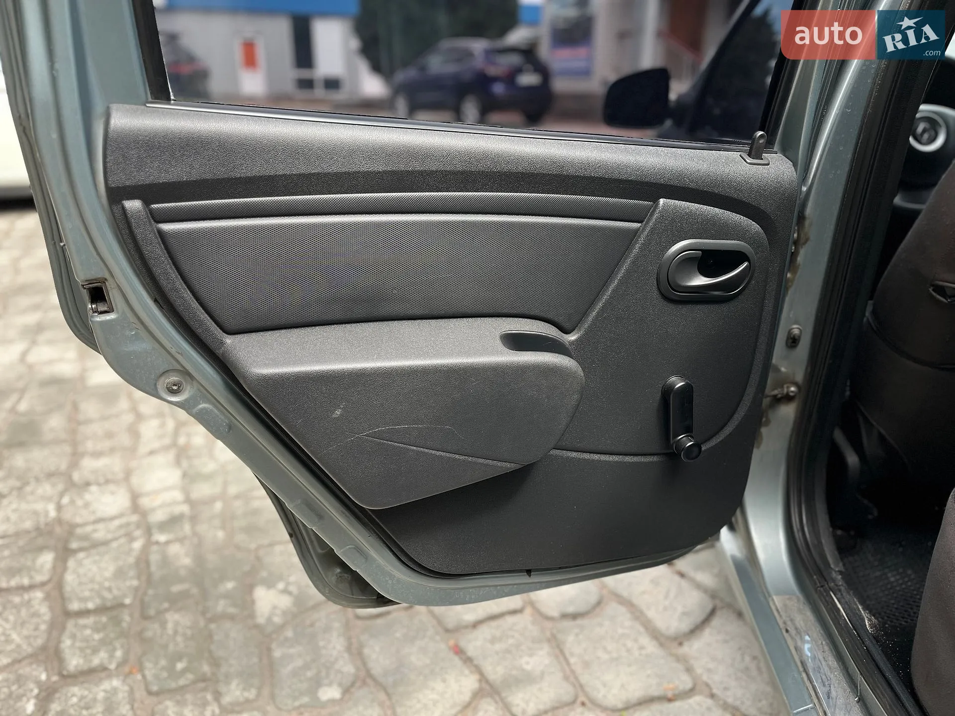 2011 Renault Logan - мініатюра 16