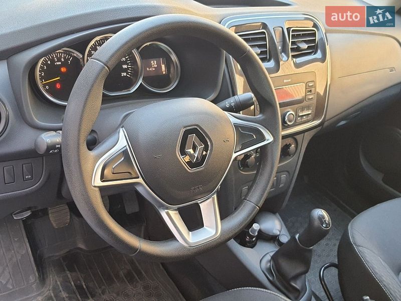 Седан Renault Logan 2021 в Киеве
