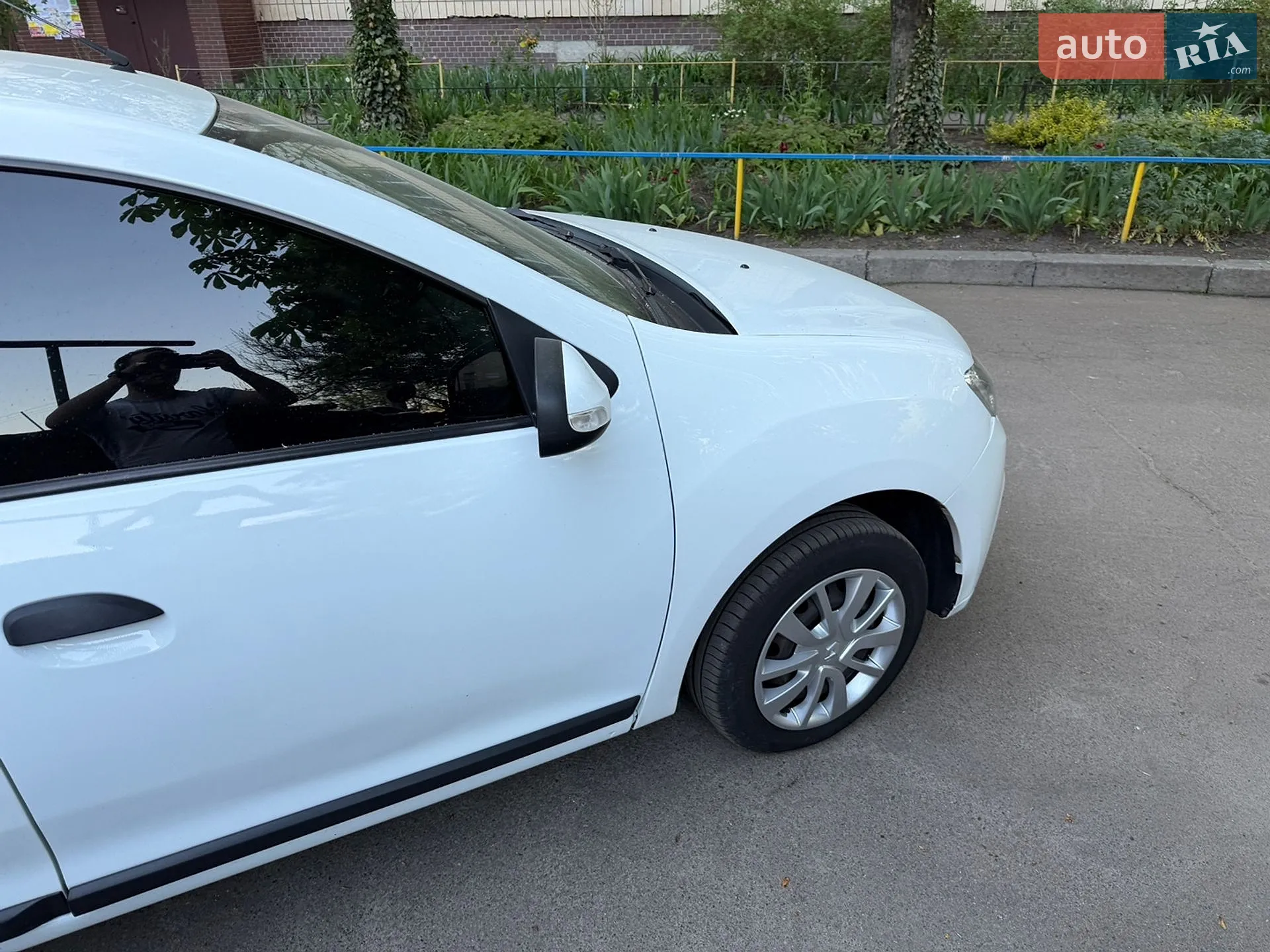 2017 Renault Logan - мініатюра 16