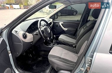 Седан Renault Logan 2010 в Козельщині