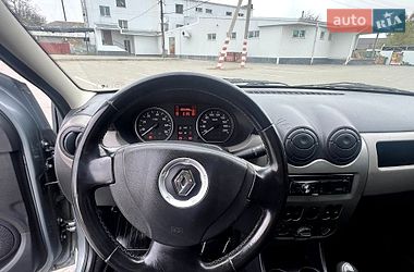 Седан Renault Logan 2010 в Козельщині