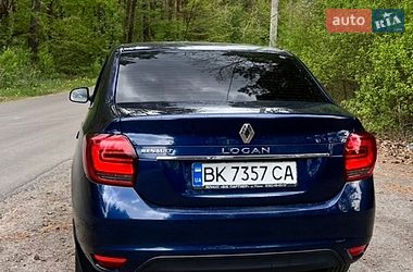 Седан Renault Logan 2017 в Киверцах
