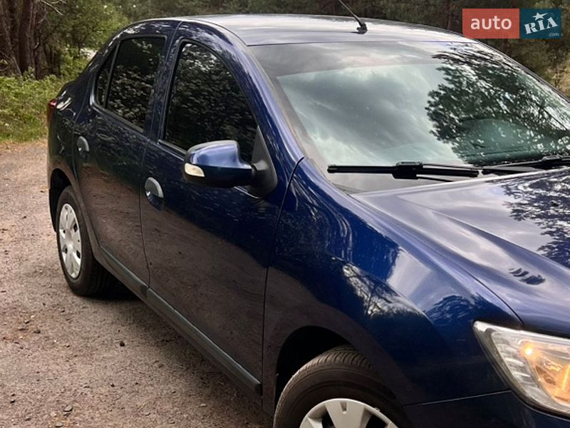 Седан Renault Logan 2017 в Киверцах