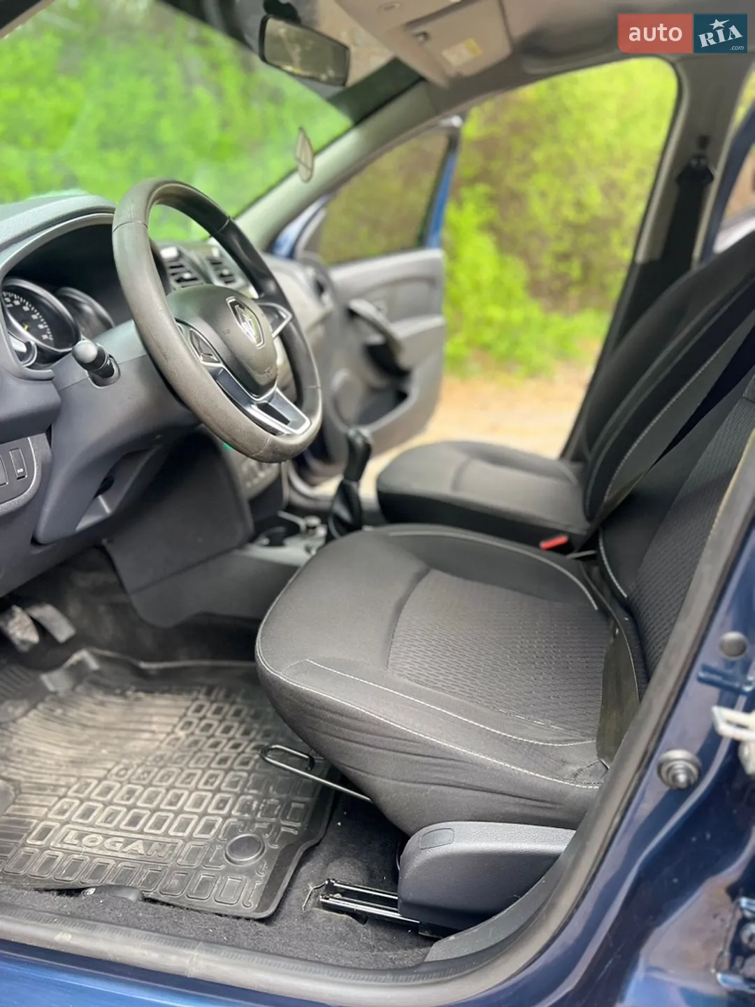 2017 Renault Logan - мініатюра 28