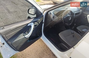 Универсал Renault Logan 2012 в Новой Водолаге