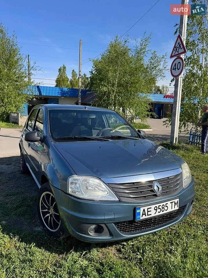 2010 Renault Logan - мініатюра 28